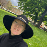 Profile picture of LyndaM