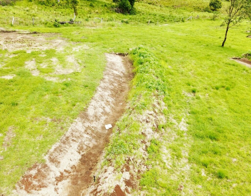 0C3B2085-F949-47DD-8C77-3A54C2F83E45