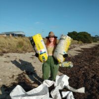 8 9 Claire collecting seaweed 
